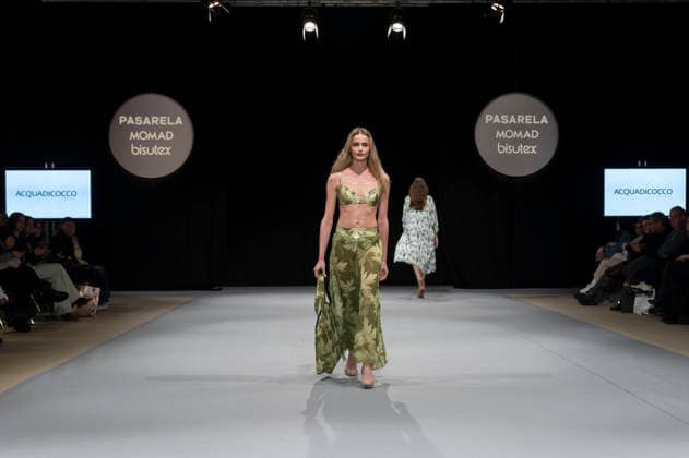 February 10, 2026, Madrid, Madrid, Spain: The model walks the runway at the MOMAD International Fashion Show, wearing designs by students from the ACQUADICOCCO, Madrid School of Fashion Design), Madrid, (02.06.26) Madrid Spain  - ZUMAc312 20260210_zsp_c312_089 Copyright: xOscarxManuelxSanchezx