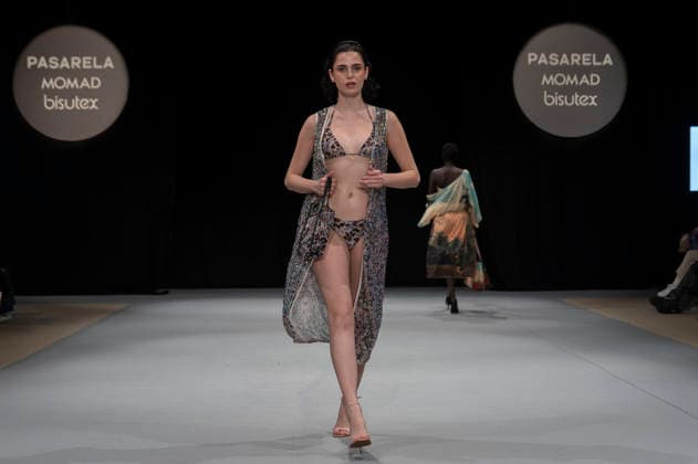 February 10, 2026, Madrid, Madrid, Spain: The model walks the runway at the MOMAD International Fashion Show, wearing designs by students from the ACQUADICOCCO, Madrid School of Fashion Design), Madrid, (02.06.26) Madrid Spain  - ZUMAc312 20260210_zsp_c312_092 Copyright: xOscarxManuelxSanchezx