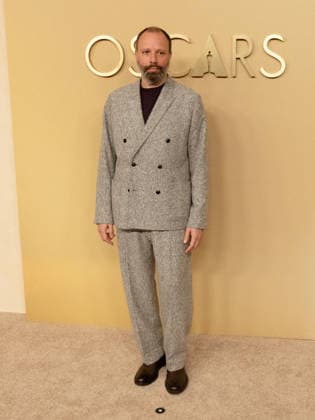 February 10, 2026, USA: YORGOS LANTHIMOS attends the 98th Oscars Nominees Luncheon. USA  - ZUMAb173 20260210_aap_b173_044 Copyright: xBillyxBennightx