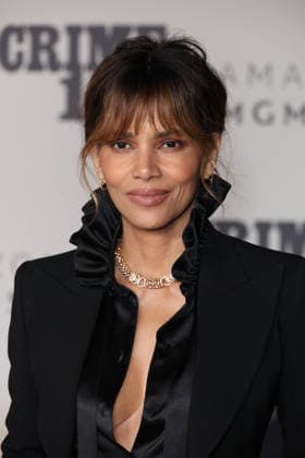 World Premiere Of Amazon MGM Studios Crime 101 in Los Angeles, 10 February 2026 Halle Berry at the World Premiere Of Amazon MGM Studios Crime 101 held at The United Theater on Broadway at STILE Downtown Los Angeles by Kasa in Los Angeles, California, United States on 10 February 2026., Credit:Xavier Collin Avalon USA, California, Los Angeles  Copyright: xXavierxCollinx xAvalonx 1073887474