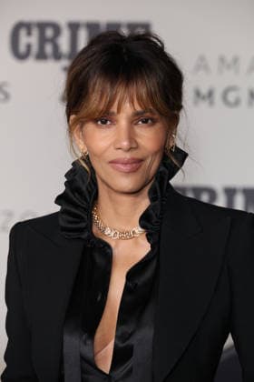 World Premiere Of Amazon MGM Studios Crime 101 in Los Angeles, 10 February 2026 Halle Berry at the World Premiere Of Amazon MGM Studios Crime 101 held at The United Theater on Broadway at STILE Downtown Los Angeles by Kasa in Los Angeles, California, United States on 10 February 2026., Credit:Xavier Collin Avalon USA, California, Los Angeles  Copyright: xXavierxCollinx xAvalonx 1073887483