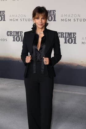 World Premiere Of Amazon MGM Studios Crime 101 in Los Angeles, 10 February 2026 Halle Berry at the World Premiere Of Amazon MGM Studios Crime 101 held at The United Theater on Broadway at STILE Downtown Los Angeles by Kasa in Los Angeles, California, United States on 10 February 2026., Credit:Xavier Collin Avalon USA, California, Los Angeles  Copyright: xXavierxCollinx xAvalonx 1073888272