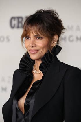 World Premiere Of Amazon MGM Studios Crime 101 in Los Angeles, 10 February 2026 Halle Berry at the World Premiere Of Amazon MGM Studios Crime 101 held at The United Theater on Broadway at STILE Downtown Los Angeles by Kasa in Los Angeles, California, United States on 10 February 2026., Credit:Xavier Collin Avalon USA, California, Los Angeles  Copyright: xXavierxCollinx xAvalonx 1073888306