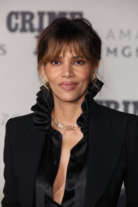 World Premiere Of Amazon MGM Studios Crime 101 in Los Angeles, 10 February 2026 Halle Berry at the World Premiere Of Amazon MGM Studios Crime 101 held at The United Theater on Broadway at STILE Downtown Los Angeles by Kasa in Los Angeles, California, United States on 10 February 2026., Credit:Xavier Collin Avalon USA, California, Los Angeles  Copyright: xXavierxCollinx xAvalonx 1073888311