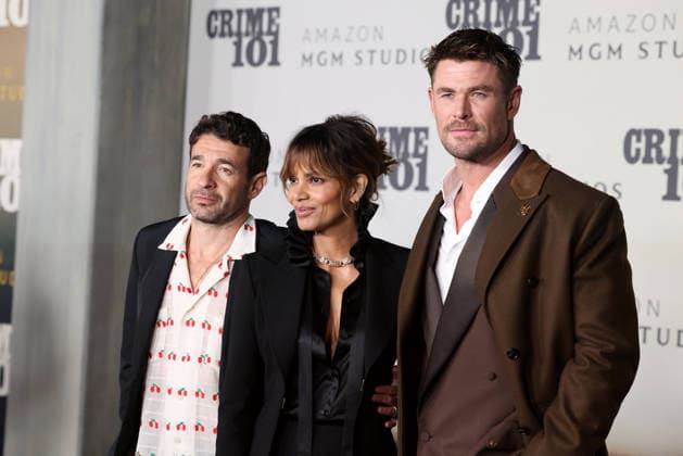 World Premiere Of Amazon MGM Studios Crime 101 in Los Angeles, 10 February 2026 Bart Layton, Halle Berry and Chris Hemsworth at the World Premiere Of Amazon MGM Studios Crime 101 held at The United Theater on Broadway at STILE Downtown Los Angeles by Kasa in Los Angeles, California, United States on 10 February 2026., Credit:Xavier Collin Avalon USA, California, Los Angeles  Copyright: xXavierxCollinx xAvalonx 1073889227