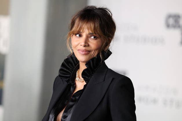 World Premiere Of Amazon MGM Studios Crime 101 in Los Angeles, 10 February 2026 Halle Berry at the World Premiere Of Amazon MGM Studios Crime 101 held at The United Theater on Broadway at STILE Downtown Los Angeles by Kasa in Los Angeles, California, United States on 10 February 2026., Credit:Xavier Collin Avalon USA, California, Los Angeles  Copyright: xXavierxCollinx xAvalonx 1073889652