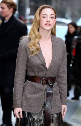 Celebs At The Ralph Lauren Fashion Show - NYC Lili Reinhart attends the Ralph Lauren show during the New York Fashion Week in NY on February 10, 2026. Photo by Charles Guerin ABACAPRESS.COM New York NY  Copyright: xGuerinxCharles ABACAx