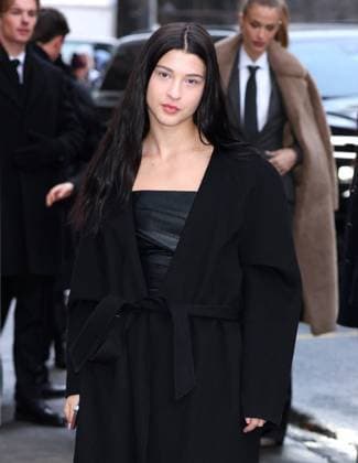 Celebs At The Ralph Lauren Fashion Show - NYC Phoebe Gates attends the Ralph Lauren show during the New York Fashion Week in NY on February 10, 2026. Photo by Charles Guerin ABACAPRESS.COM New York NY  Copyright: xGuerinxCharles ABACAx