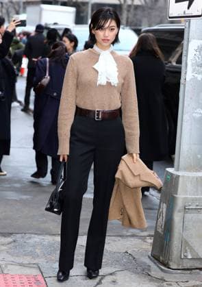 Celebs At The Ralph Lauren Fashion Show - NYC Doyeon Kim attends the Ralph Lauren show during the New York Fashion Week in NY on February 10, 2026. Photo by Charles Guerin ABACAPRESS.COM New York NY  Copyright: xGuerinxCharles ABACAx
