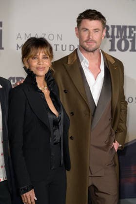 Crime 101 Premiere - Los Angeles, USA LOS ANGELES, USA. February 10, 2026: Halle Berry & Chris Hemsworth at the premiere for Crime 101 at the United Theatre. Los Angeles CA USA  Copyright: xPaulxSmith Featureflashx