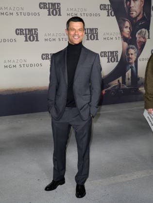 Crime 101 Premiere - Los Angeles, USA LOS ANGELES, USA. February 10, 2026: Dimitri Doganis at the premiere for Crime 101 at the United Theatre. Los Angeles CA USA  Copyright: xPaulxSmith Featureflashx