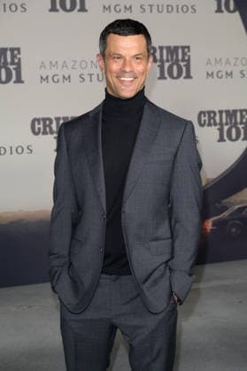 Crime 101 Premiere - Los Angeles, USA LOS ANGELES, USA. February 10, 2026: Dimitri Doganis at the premiere for Crime 101 at the United Theatre. Los Angeles CA USA  Copyright: xPaulxSmith Featureflashx