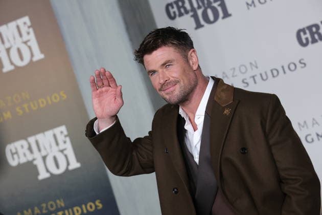 LOS ANGELES, CALIFORNIA FEBRUARY 10 Chris Hemsworth attends the world premiere of Amazon MGM Studios Crime 101 at The United Theater on Broadway on February 10, 2026 in Los Angeles, California Credit AdMedia 452944 2026 02 10  Copyright: xAdMediax STAR_452944_006
