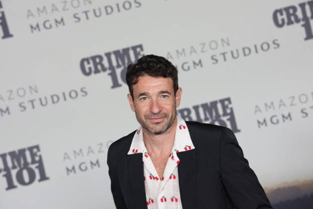 LOS ANGELES, CALIFORNIA FEBRUARY 10 Bart Layton attends the world premiere of Amazon MGM Studios Crime 101 at The United Theater on Broadway on February 10, 2026 in Los Angeles, California Credit AdMedia 452944 2026 02 10  Copyright: xAdMediax STAR_452944_052