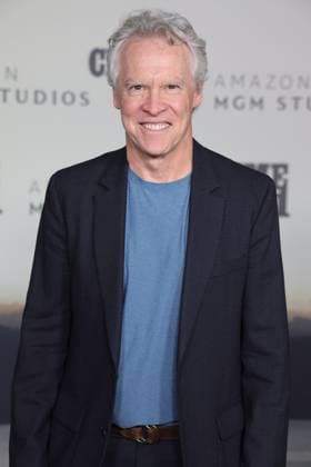 LOS ANGELES, CALIFORNIA FEBRUARY 10 Tate Donovan attends the world premiere of Amazon MGM Studios Crime 101 at The United Theater on Broadway on February 10, 2026 in Los Angeles, California Credit AdMedia 452944 2026 02 10  Copyright: xAdMediax STAR_452944_056