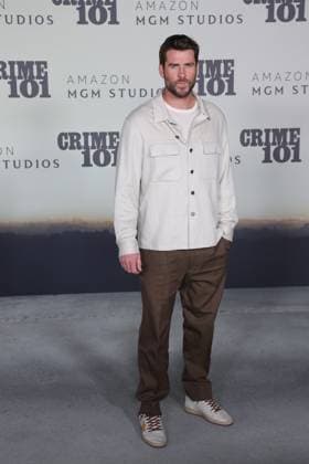 LOS ANGELES, CALIFORNIA FEBRUARY 10 Liam Hemsworth at the world premiere of Amazon MGM Studios Crime 101 at The United Theater on Broadway on February 10, 2026 in Los Angeles, California Credit AdMedia 452944 2026 02 10  Copyright: xAdMediax STAR_452944_061
