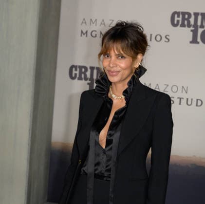 LOS ANGELES, USA February 10, 2026 Halle Berry at the premiere for Crime 101 at the United Theatre Picture Paul Smith Featureflash 452949 2026 02 10 CA Los Angeles  Copyright: xPaulxSmithx xFeaturesxFlashx xStarfacex STAR_452949_048