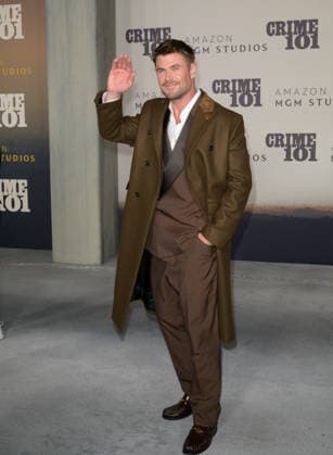 LOS ANGELES, USA February 10, 2026 Chris Hemsworth at the premiere for Crime 101 at the United Theatre Picture Paul Smith Featureflash 452949 2026 02 10 CA Los Angeles  Copyright: xPaulxSmithx xFeaturesxFlashx xStarfacex STAR_452949_074