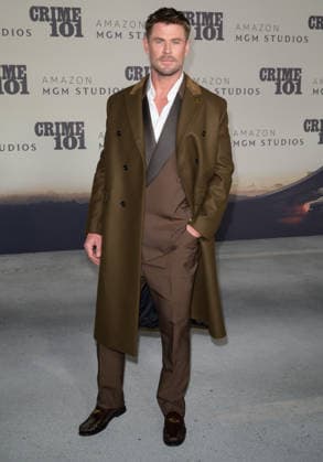 LOS ANGELES, USA February 10, 2026 Chris Hemsworth at the premiere for Crime 101 at the United Theatre Picture Paul Smith Featureflash 452949 2026 02 10 CA Los Angeles  Copyright: xPaulxSmithx xFeaturesxFlashx xStarfacex STAR_452949_077
