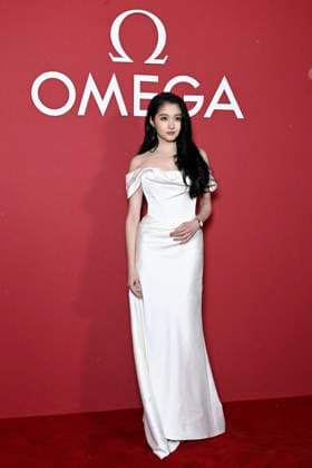 Guan Xiaotong Photocall for the White Winter party at Omega House during the Milan Cortina 2026 Winter Olympics, in Milan, Italy on February 10, 2026 Photocall for the White Winter party at Omega House during the Milan Cortina 2026 Winter Olympics, in Milan, Italy on February 10, 2026 Italie  Copyright: xMassimilianoxMontigellix xSGPx xBestimagexMassimilianoxMontigellix xSGPx xBestimagex
