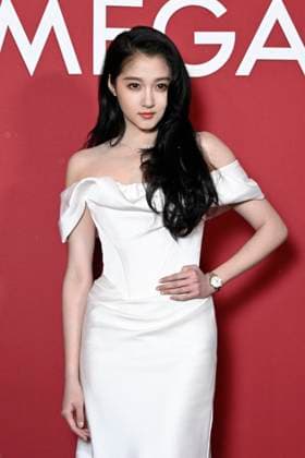 Guan Xiaotong Photocall for the White Winter party at Omega House during the Milan Cortina 2026 Winter Olympics, in Milan, Italy on February 10, 2026 Photocall for the White Winter party at Omega House during the Milan Cortina 2026 Winter Olympics, in Milan, Italy on February 10, 2026 Italie  Copyright: xMassimilianoxMontigellix xSGPx xBestimagexMassimilianoxMontigellix xSGPx xBestimagex