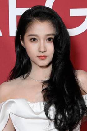 Guan Xiaotong Photocall for the White Winter party at Omega House during the Milan Cortina 2026 Winter Olympics, in Milan, Italy on February 10, 2026 Photocall for the White Winter party at Omega House during the Milan Cortina 2026 Winter Olympics, in Milan, Italy on February 10, 2026 Italie  Copyright: xMassimilianoxMontigellix xSGPx xBestimagexMassimilianoxMontigellix xSGPx xBestimagex
