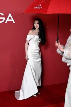 Guan Xiaotong Photocall for the White Winter party at Omega House during the Milan Cortina 2026 Winter Olympics, in Milan, Italy on February 10, 2026 Photocall for the White Winter party at Omega House during the Milan Cortina 2026 Winter Olympics, in Milan, Italy on February 10, 2026 Italie  Copyright: xMassimilianoxMontigellix xSGPx xBestimagexMassimilianoxMontigellix xSGPx xBestimagex