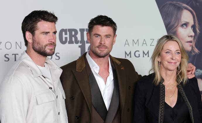 10 February, 2026 - Los Angeles, California - Liam Hemsworth, Chris Hemsworth, Leonie Hemsworth. World Premiere Of Amazon MGM Studios Crime 101 held at The United Theater on Broadway, in Los Angeles. Los Angeles USA - ZUMAa123 20260210_zaa_a123_098 Copyright: xADx