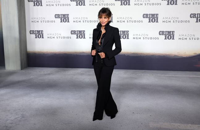 10 February, 2026 - Los Angeles, California -Halle Berry. World Premiere Of Amazon MGM Studios Crime 101 held at The United Theater on Broadway, in Los Angeles. Los Angeles USA - ZUMAa123 20260210_zaa_a123_111 Copyright: xADx