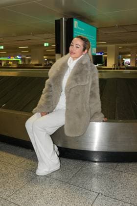 RTL Dschungelcamp Frankfurt 2026 Ariel Hediger at the return of the jungle camp candidates of the RTL reality TV show Ich bin ein Star - Holt mich hier raus aus Australien on 11 02 2026 at Frankfurt Airport Frankfurt am Main Frankfurt Airport Hessen
