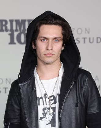 10 February, 2026 - Los Angeles, California. - Chase Hudson World Premiere Of Amazon MGM Studios Crime 101 held at The United Theater on Broadway, in Los Angeles. Los Angeles USA  - ZUMAa123 20260210_zaa_a123_218 Copyright: xADx