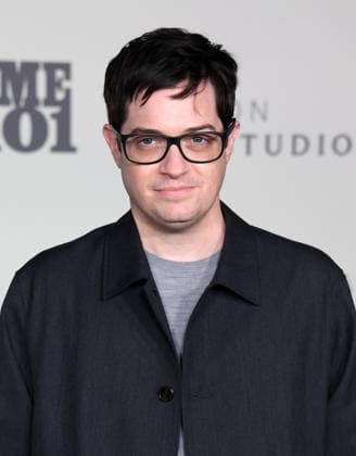 10 February, 2026 - Los Angeles, California. - Dan Perrault World Premiere Of Amazon MGM Studios Crime 101 held at The United Theater on Broadway, in Los Angeles. Los Angeles USA - ZUMAa123 20260210_zaa_a123_176 Copyright: xADx