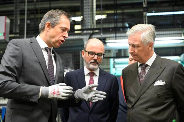 King Philippe Visits FN Browning HERSTAL, BELGIUM - FEBRUARY 11 : King Philippe of Belgium and Julien Compere CEO FN Herstal pictured visiting the FN Browning factory in Herstal on February 11, 2026 in Herstal, Belgium, 11 02 2026 Herstal Belgium  Copyright: xPhilipxReynaersx