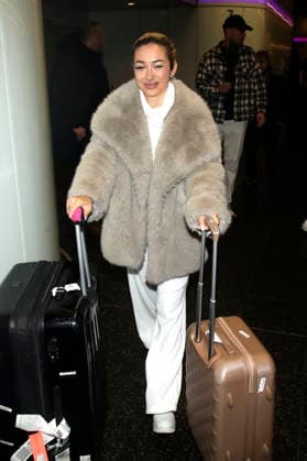 Ariel Hediger at the return of the jungle camp candidates of the RTL reality TV show Ich bin ein Star holt mich hier raus from Australia at Frankfurt am Main Airport Frankfurt, 11 02 2026 Foto:xAgenturxWehnertx xGränzdörferx xFuturexImagex dschungel_rueckkehr_6210