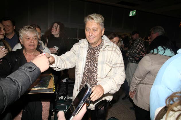 Hubert Fella at the return of the jungle camp candidates of the RTL reality TV show Ich bin ein Star holt mich hier raus from Australia at Frankfurt am Main Airport Frankfurt, 11 02 2026 Foto:xAgenturxWehnertx xGränzdörferx xFuturexImagex dschungel_rueckkehr_6222
