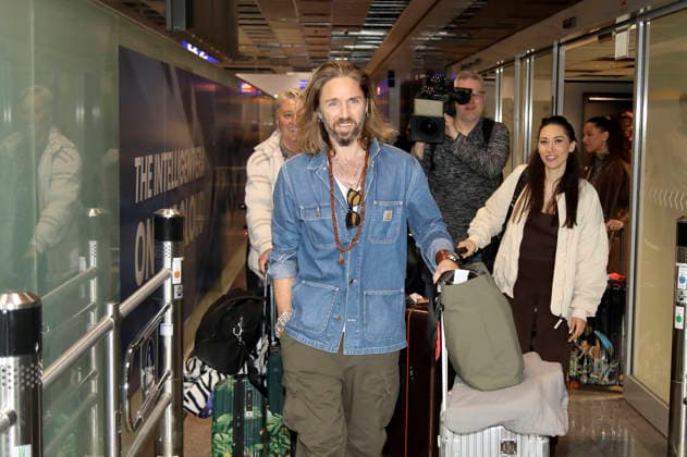 Gil Ofarim at the return of the jungle camp candidates of the RTL reality TV show Ich bin ein Star holt mich hier raus from Australia at Frankfurt am Main Airport Frankfurt, 11 02 2026 Foto:xAgenturxWehnertx xGränzdörferx xFuturexImagex dschungel_rueckkehr_6232