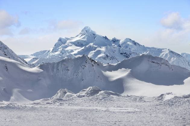 Blick auf den Elbrus Berg den höchsten Punkt Europas. Russland. Kaukasus View on Elbrus Mount - the highest point of Europe. Russia. Caucasus Copyright: imageBROKER MorozovaxTatiana ibxiqx16059825.jpg