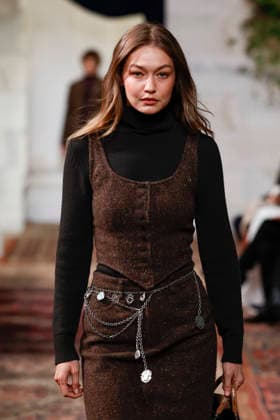 Gigi Hadid Ralph Lauren Fashion Show Ready to Wear Fall Winter 2026 2027 Collection during New York Fashion Week NYFW , February 10, 2026 Ralph Lauren Fashion Show Ready to Wear Fall Winter 2026 2027 Collection during New York Fashion Week NYFW , February 10, 2026 New Yotk Etats Unis  Copyright: xAgencex xBestimagexAgencex xBestimagex