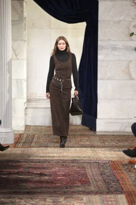 Gigi Hadid Ralph Lauren Fashion Show Ready to Wear Fall Winter 2026 2027 Collection during New York Fashion Week NYFW , February 10, 2026 Ralph Lauren Fashion Show Ready to Wear Fall Winter 2026 2027 Collection during New York Fashion Week NYFW , February 10, 2026 New Yotk Etats Unis  Copyright: xAgencex xBestimagexAgencex xBestimagex