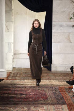 Gigi Hadid Ralph Lauren Fashion Show Ready to Wear Fall Winter 2026 2027 Collection during New York Fashion Week NYFW , February 10, 2026 Ralph Lauren Fashion Show Ready to Wear Fall Winter 2026 2027 Collection during New York Fashion Week NYFW , February 10, 2026 New Yotk Etats Unis  Copyright: xAgencex xBestimagexAgencex xBestimagex