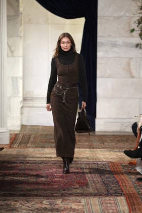 Gigi Hadid Ralph Lauren Fashion Show Ready to Wear Fall Winter 2026 2027 Collection during New York Fashion Week NYFW , February 10, 2026 Ralph Lauren Fashion Show Ready to Wear Fall Winter 2026 2027 Collection during New York Fashion Week NYFW , February 10, 2026 New Yotk Etats Unis  Copyright: xAgencex xBestimagexAgencex xBestimagex