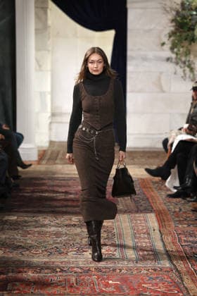 Gigi Hadid Ralph Lauren Fashion Show Ready to Wear Fall Winter 2026 2027 Collection during New York Fashion Week NYFW , February 10, 2026 Ralph Lauren Fashion Show Ready to Wear Fall Winter 2026 2027 Collection during New York Fashion Week NYFW , February 10, 2026 New Yotk Etats Unis  Copyright: xAgencex xBestimagexAgencex xBestimagex