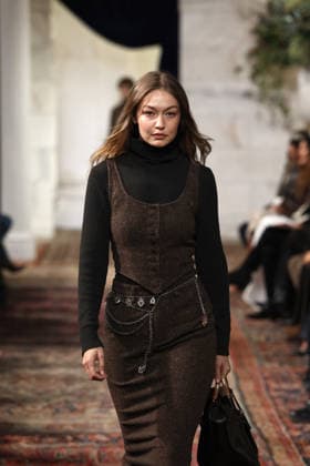 Gigi Hadid Ralph Lauren Fashion Show Ready to Wear Fall Winter 2026 2027 Collection during New York Fashion Week NYFW , February 10, 2026 Ralph Lauren Fashion Show Ready to Wear Fall Winter 2026 2027 Collection during New York Fashion Week NYFW , February 10, 2026 New Yotk Etats Unis  Copyright: xAgencex xBestimagexAgencex xBestimagex