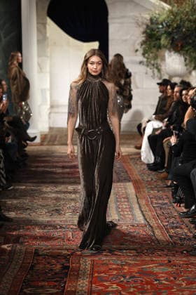 Gigi Hadid Ralph Lauren Fashion Show Ready to Wear Fall Winter 2026 2027 Collection during New York Fashion Week NYFW , February 10, 2026 Ralph Lauren Fashion Show Ready to Wear Fall Winter 2026 2027 Collection during New York Fashion Week NYFW , February 10, 2026 New Yotk Etats Unis  Copyright: xAgencex xBestimagexAgencex xBestimagex