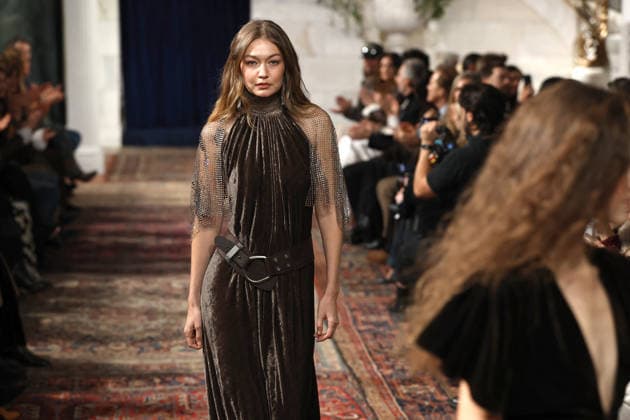 Gigi Hadid Ralph Lauren Fashion Show Ready to Wear Fall Winter 2026 2027 Collection during New York Fashion Week NYFW , February 10, 2026 Ralph Lauren Fashion Show Ready to Wear Fall Winter 2026 2027 Collection during New York Fashion Week NYFW , February 10, 2026 New Yotk Etats Unis  Copyright: xAgencex xBestimagexAgencex xBestimagex