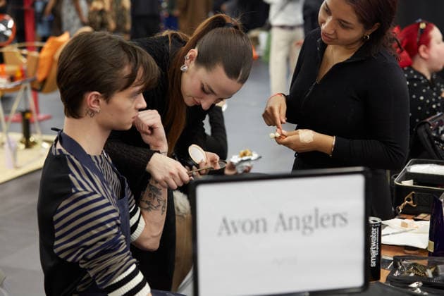 February 11, 2026, New York, New York, USA: Model prepares backstage ahead of the MenÃ¢â‚¬â ¢s Day FW26 presentations during New York Fashion Week in New York City. New York USA  - ZUMAs237 20260211_aap_s237_010 Copyright: xMarkxJ.xSullivanx