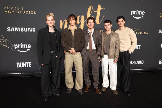 A NIGHT TO REMEMBER by Prime Video and Amazon MGM Studios Elevator Boys, Luis Freitag, Bene Schulz, Tim Schaecker, Julien Brown and Jacob Rott A NIGHT TO REMEMBER Dinner by Prime Video and Amazon MGM Studios On the occasion of the 76th Berlinale at VON GREIFSWALD in Berlin Copyright: xEventpressx