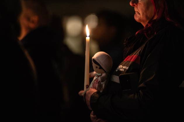 February 11, 2026, Victoria, Bc, CAN: People attend a candle light vigil at the front steps of the legislature in Victoria, B.C., on Wednesday, Feb. 11, 2026 in honour of the victims of the school shooting in Tumbler Ridge, B.C. Victoria CAN  - ZUMAc35_ 20260211_zaf_c35_328 Copyright: xChadxHipolitox