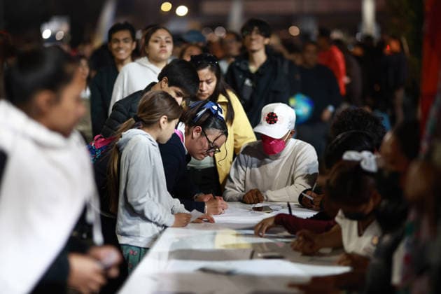 Mexico City launches measles vaccination campaign amid national outbreak MEXICO CITY, MEXICO - FEBRUARY 11: People wait in line to receive measles vaccine doses during a mass vaccination campaign, at Central de Abasto wholesale market, in Mexico City, Mexico on February 11, 2026. Mexico City launched an intensified measles vaccination campaign with fixed and mobile vaccination sites across the city as Mexico faces a major national outbreak that has surpassed 9,000 confirmed cases and left at least 28 people dead, amid a regional epidemiological alert issued by the Pan American Health Organization (PAHO). Daniel Cardenas Anadolu Mexico City Mexico. Editorial use only. Please get in touch for any other usage.  Copyright: x2026xAnadoluxDanielxCardenasx
