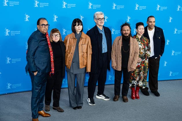Berlin Berlinale, 76 Berlin International Film Festival 2026 v L Shivendra Singh Dungarpur, Ewa Puszcyriska, Bae Doona, Wim Wenders, Min Bahadur, Hikari, Reinaldo Marcus Green Photo Call International Jury Berlinale, 76 Berlin International Film Festival 2026 Press Photo Roger Buerke Copyright: xEibner-Pressefoto RogerxBuerkex EP_RBE